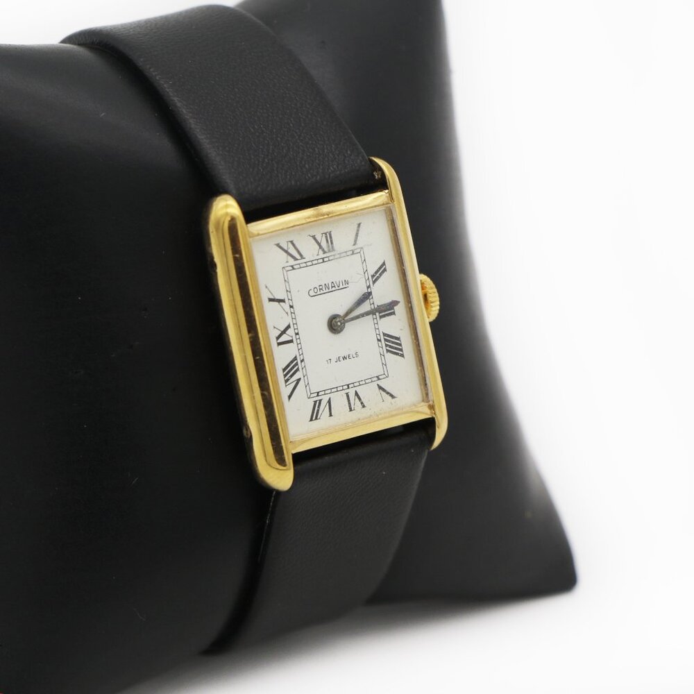 Cornavin Vintage Tank 17 Jewels Watch